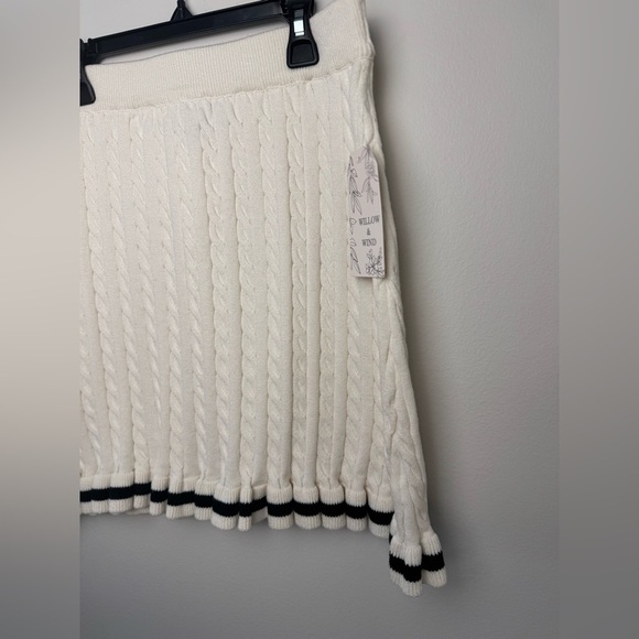 Willow Skater White Skirt Flounced Golf Tennis Party Size M NWT - Picture 4 of 7